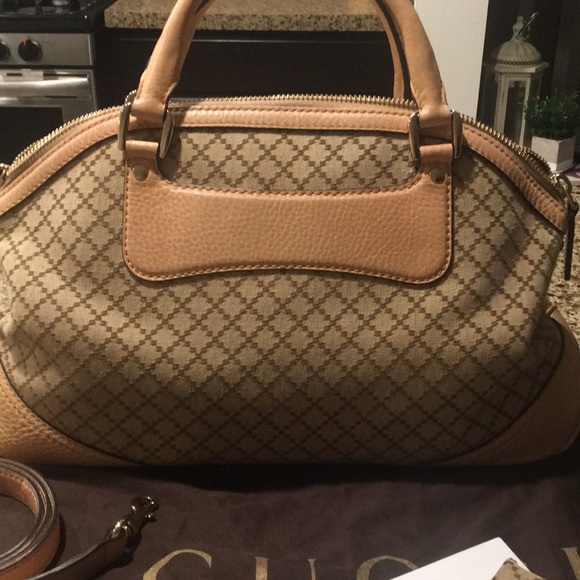 Gucci Diamante Shoulder Bag - Picture 4 of 12